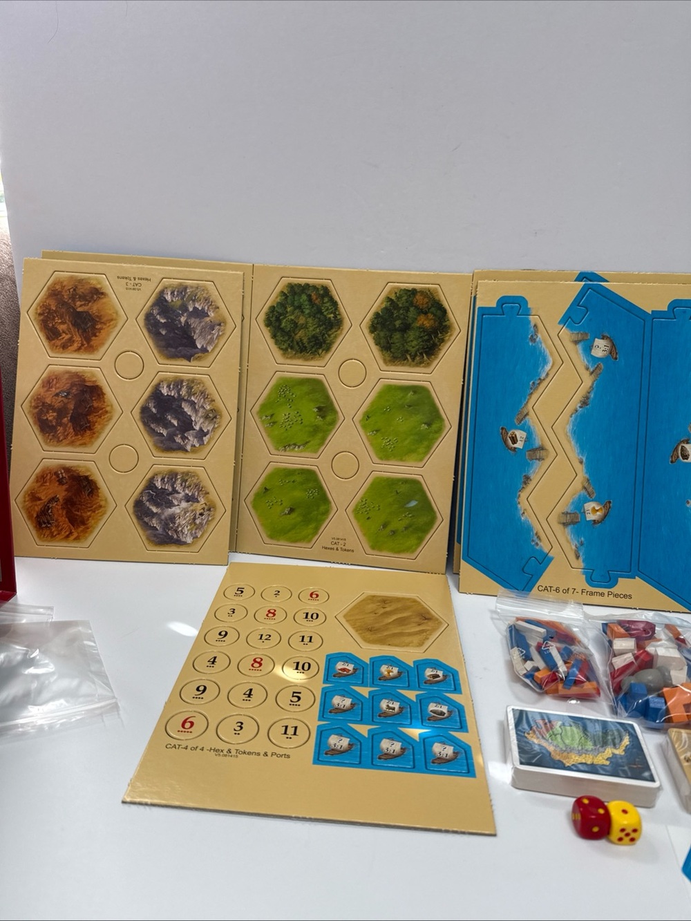 Catan Board Game - new open box. - Picture 4 of 10